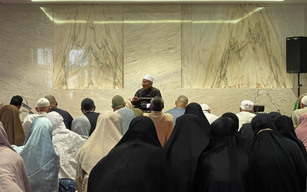 Hati Dapat Beramal Shaleh Dan Bermaksiat