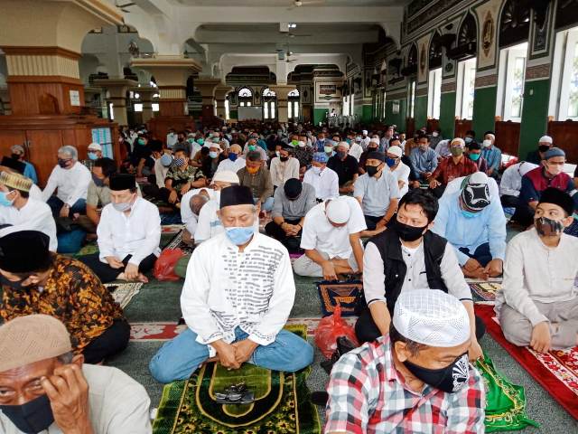 Hari Jum’at Yang Allah Jadikan Debagai ‘Ied